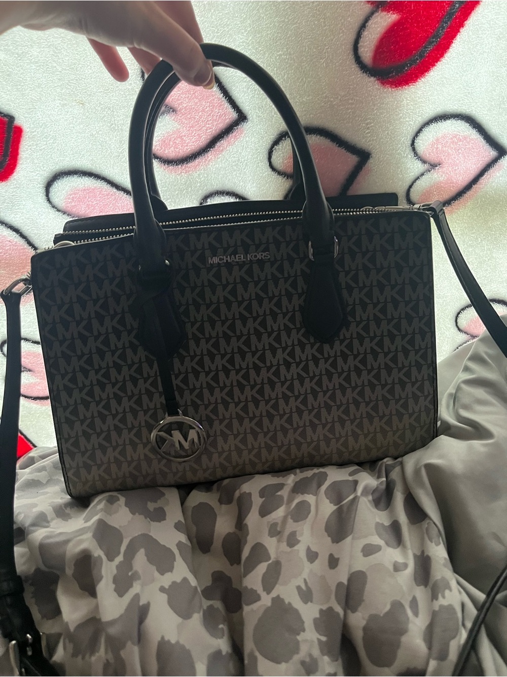 Michael Kors Black & White Monogram Purse - Picture 2 of 7